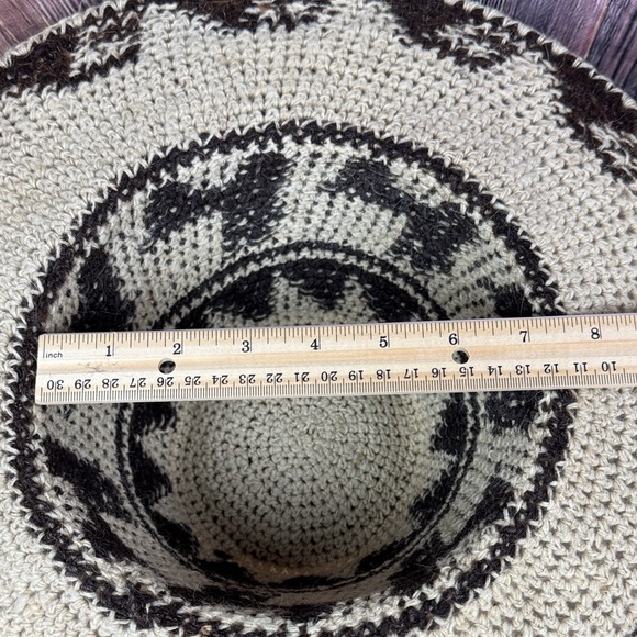 Peruvian Hat - Picture 6 of 8